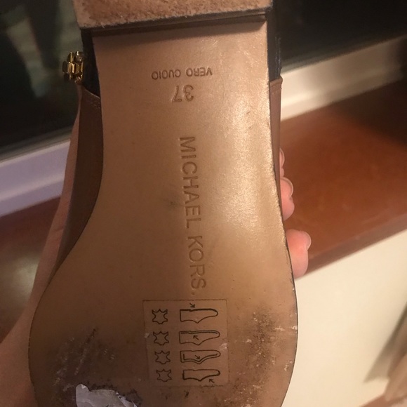 Michael kors shoes - Picture 7 of 7